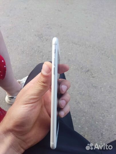 iPhone 8 плюс