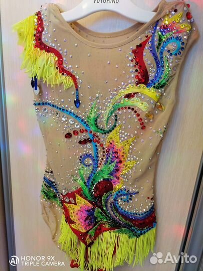 Костюм для художественной гимнастики