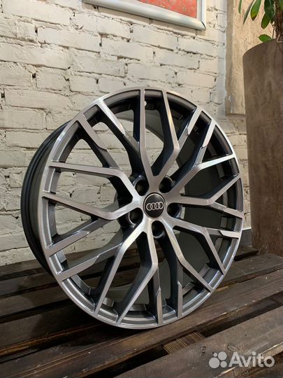 Литые диски на Audi Q3 Q5 A5 A6 A7 R20