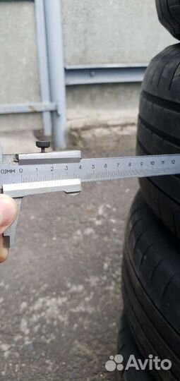 Yokohama Advan Sport V103 235/60 R18 103V