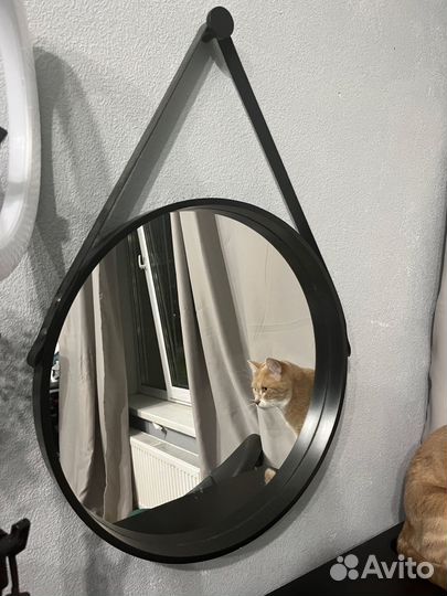 Зеркало подвесное