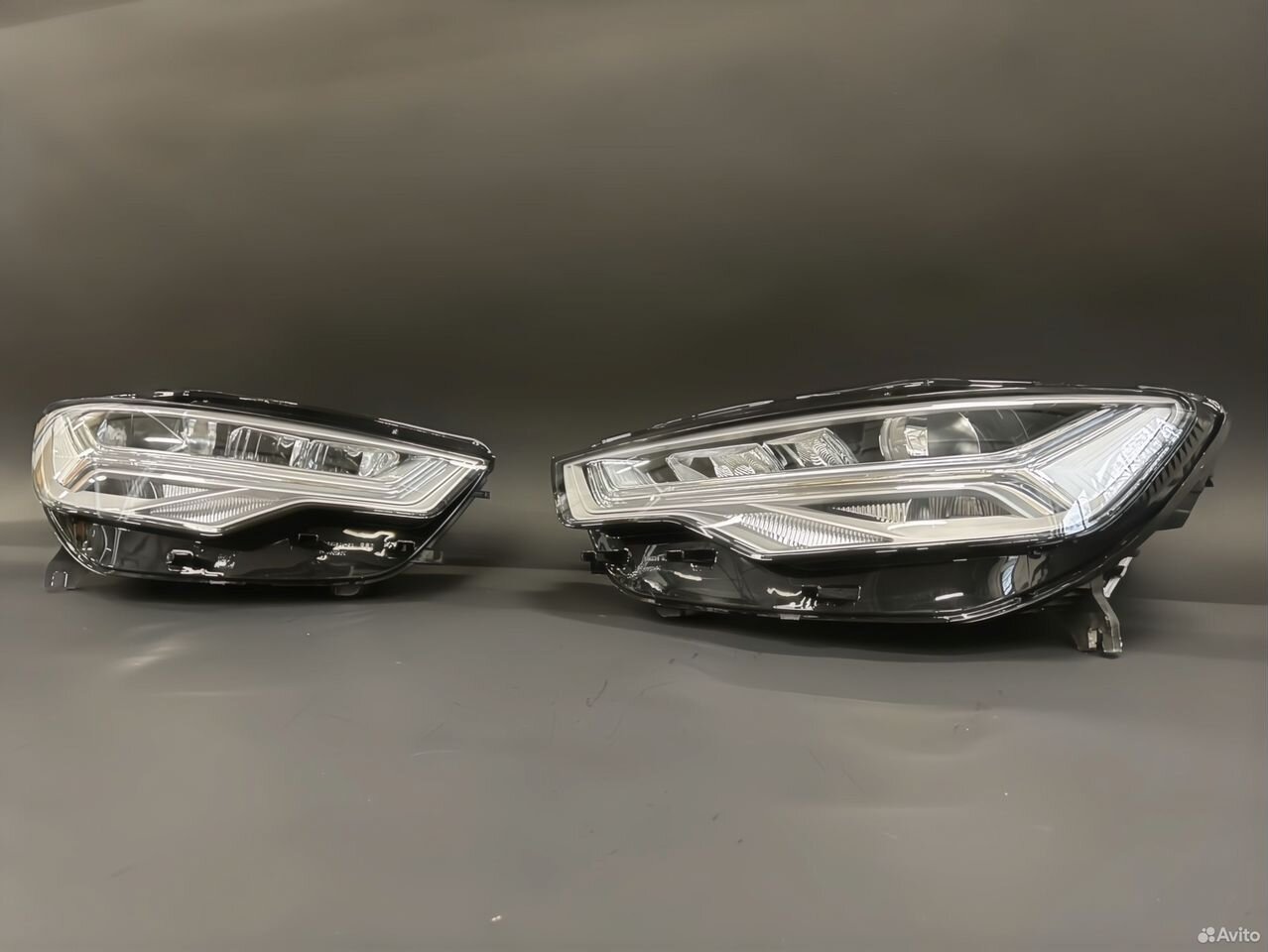 Передние LED фары на Audi A6 C7