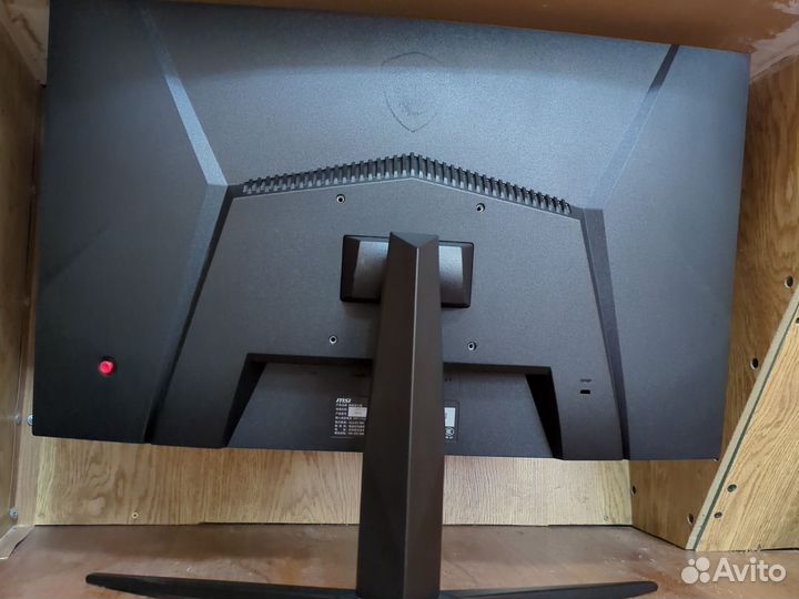 Монитор 144 гц MSI