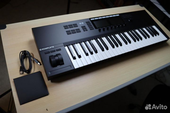 Midi-клавиатура Native Instruments komplete kontro