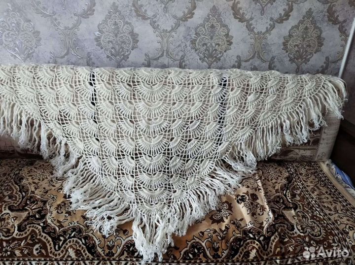 Косынка белая ажурная размер 2*1'30