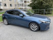 Mazda Axela 1.5 AT, 2016, битый, 100 000 км, с пробегом, цена 900 000 руб.