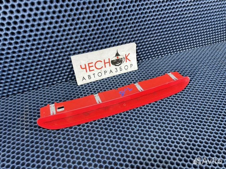 Стоп сигнал дополнительный VW Tiguan NF 2006-2017