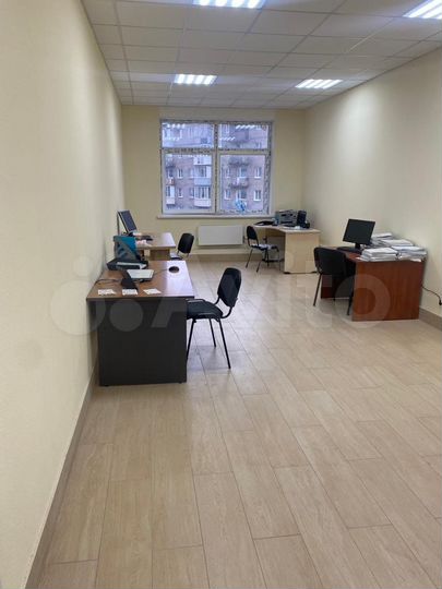 Торговая площадь, 60 м²