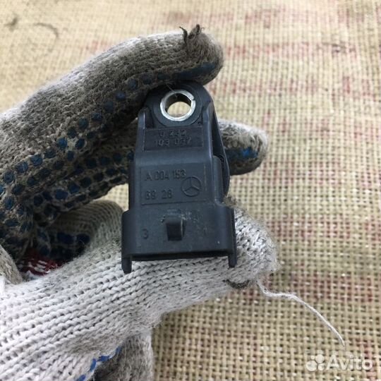 Датчик детонации Mercedes w164 M272