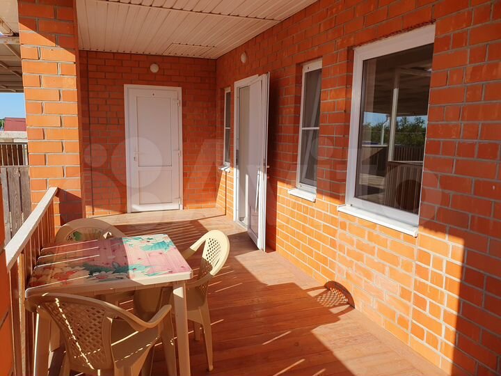 Комната 20 м² в 1-к., 1/2 эт.