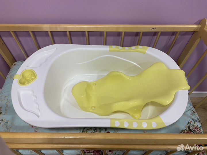 Ванночка для купания с горкой и ковшиком