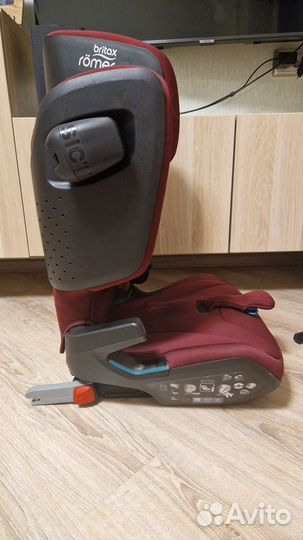 Автомобильное кресло Britax Roemer kidfix i-size