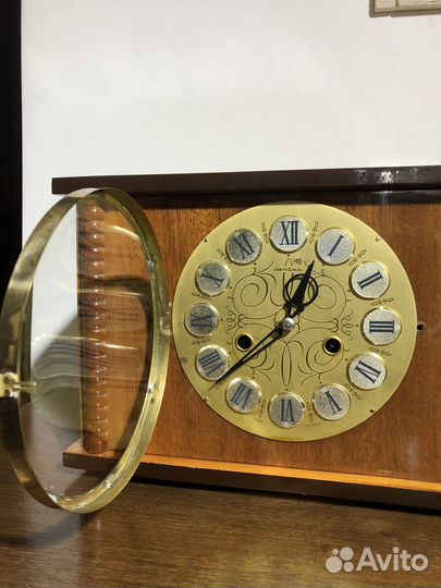 Настольные часы янтарь очз СССР