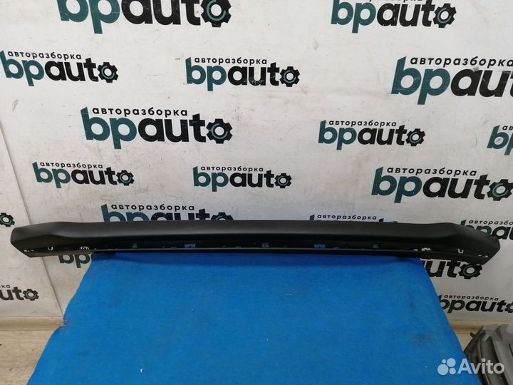 Накладка на нижнюю часть переднего бампера