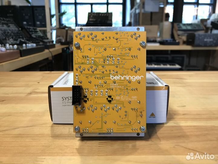 Behringer 172 phase shifter/delay/LFO в Наличии