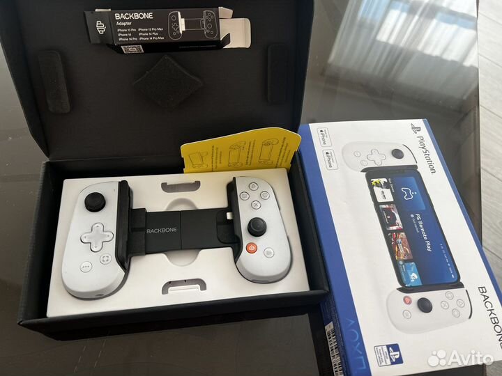 Портативная приставка PlayStation Backbone one