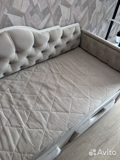 Кровать бу 80/180