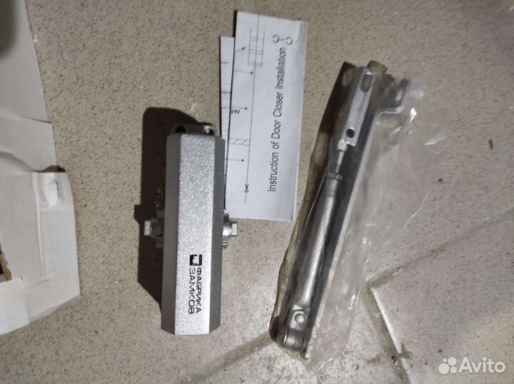 Дверные доводчики