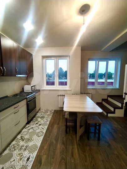 4-к. квартира, 118 м², 3/3 эт.