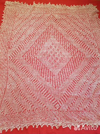 Платок шаль, шарф пуховый