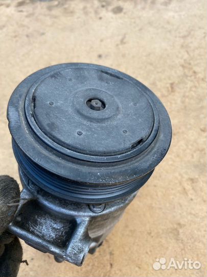 Компрессор кондиционера Volkswagen Jetta 6 1.4 cax