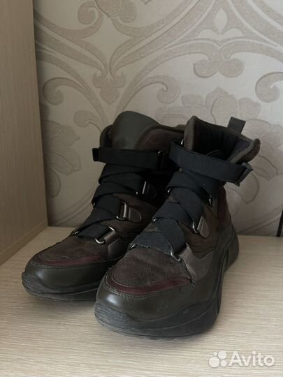 Ботинки осенние