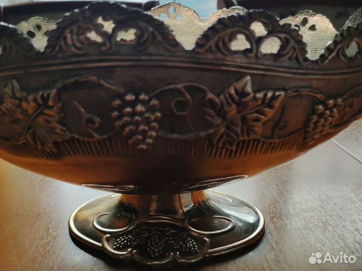 Ваза для фруктов