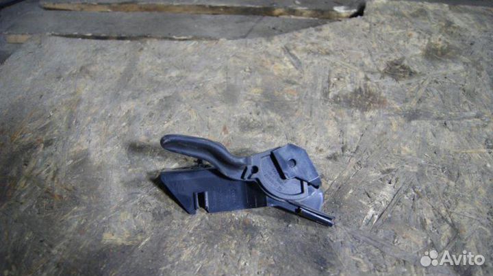 Ручка открывания капота Opel Corsa 1 D 1.0 Z10XEP