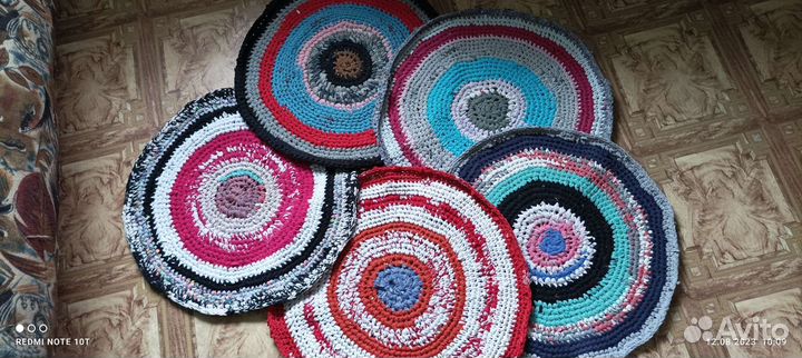 Коврик ручной работы