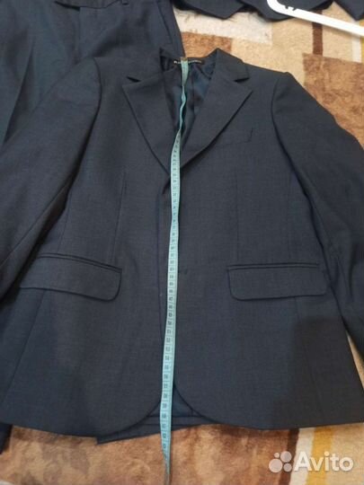Школьный костюм 146 р-р