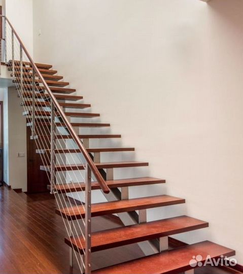 Лестница металлическая