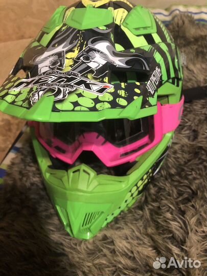 Шлем для мотокросса