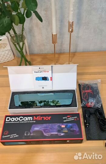 Видеорегистратор зеркало DaoCam Mirror с Wi-Fi