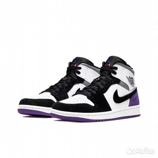 Air Jordan 1 Mid SE Varsity Purple