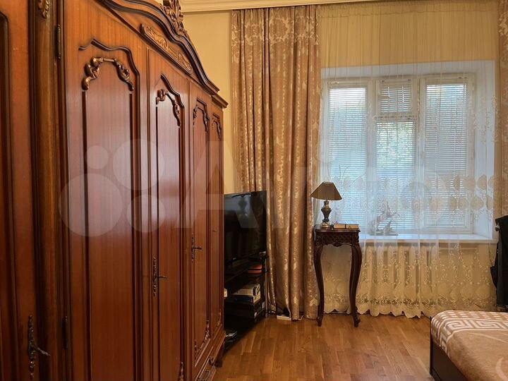 4-к. квартира, 120 м², 3/4 эт.