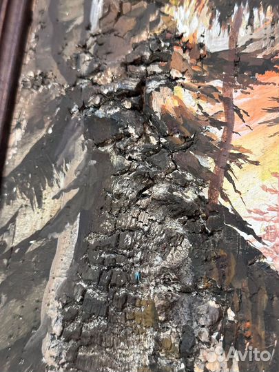 Картина на березовой коре (лебеди)