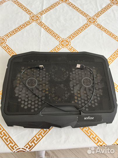 Подставка с охлаждением для ноутбука