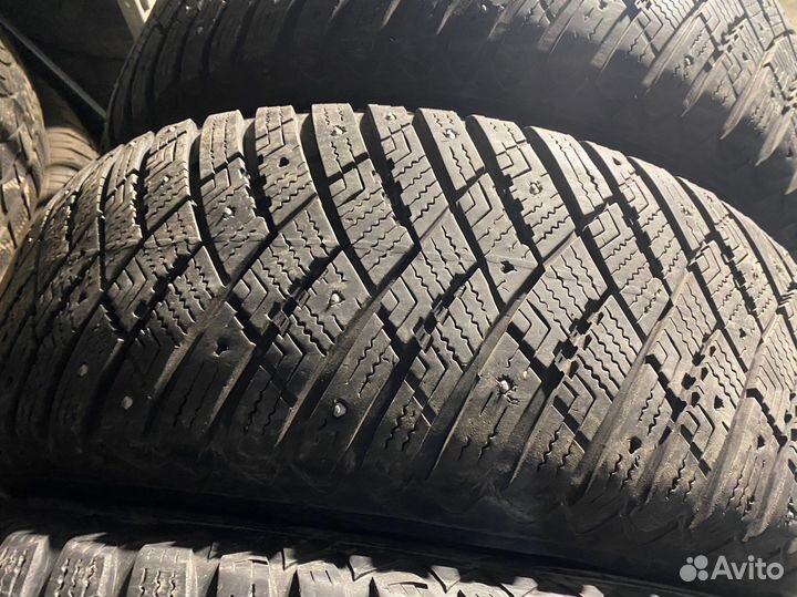 Goodyear UltraGrip Ice Arctic SUV 235/65 R17 108T