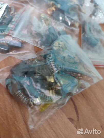 Щетки угольные для электроинструмента