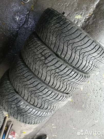 Michelin X-Ice North 3 205/55 R16