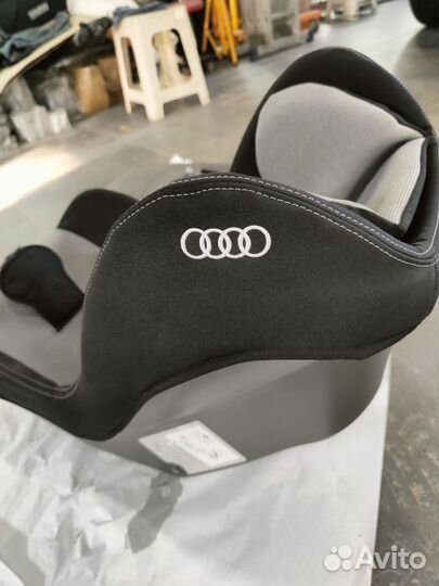 Детское автокресло audi 9-18 кг