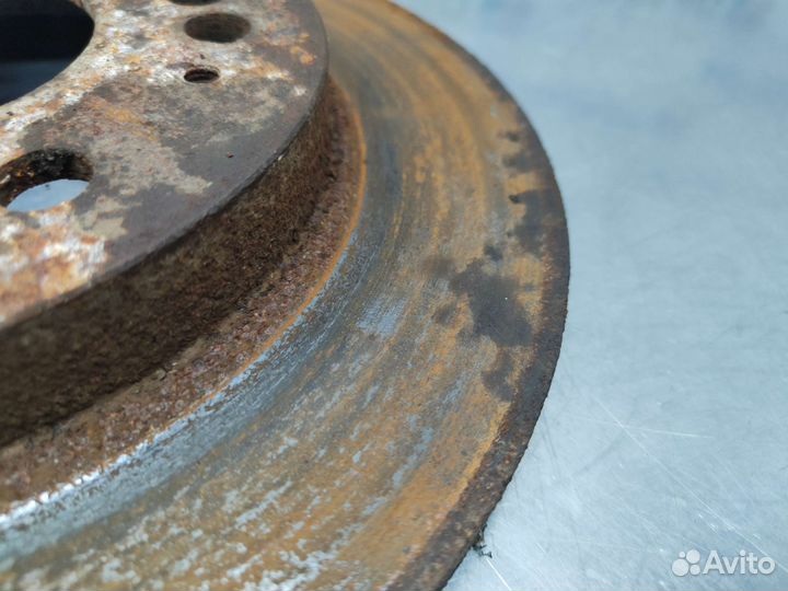 Диск тормозной передний Mitsubishi Eclipse 1G 1992