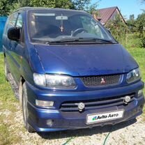 Mitsubishi Space Gear 2.0 MT, 1999, 330 000 км, с пробегом, цена 750 000 руб.