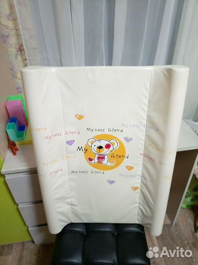 Пеленальная доска на кроватку