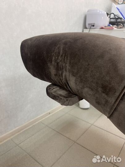 Анатомическая кушетка для наращивания ресниц