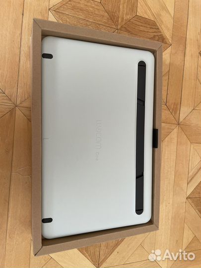 Графический планшет Wacom one 13