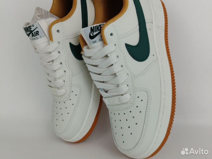 Кроссовки Nike air force 1