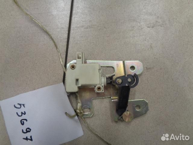 Активатор замка багажника Volkswagen Touareg 2002