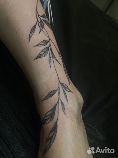 Модель на тату