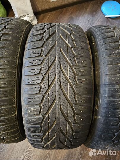 Nokian Tyres Hakkapeliitta R2 SUV 255/55 R19 R